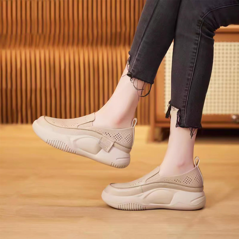 Ademende, zachte antislipschoenen voor dames
