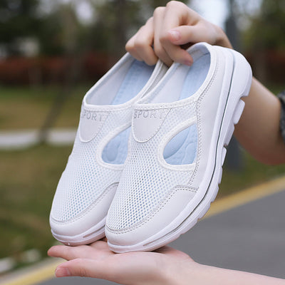 FlexiStep+™ - comfortabele sportsandalen die ademen en comfortabel zijn om in te lopen.