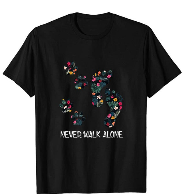 Never Walk Alone | T-shirt voor dierenliefhebbers