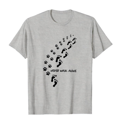 Never Walk Alone | T-shirt voor dierenliefhebbers