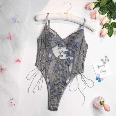 Selene | Geborduurde Vlinder Bodysuit
