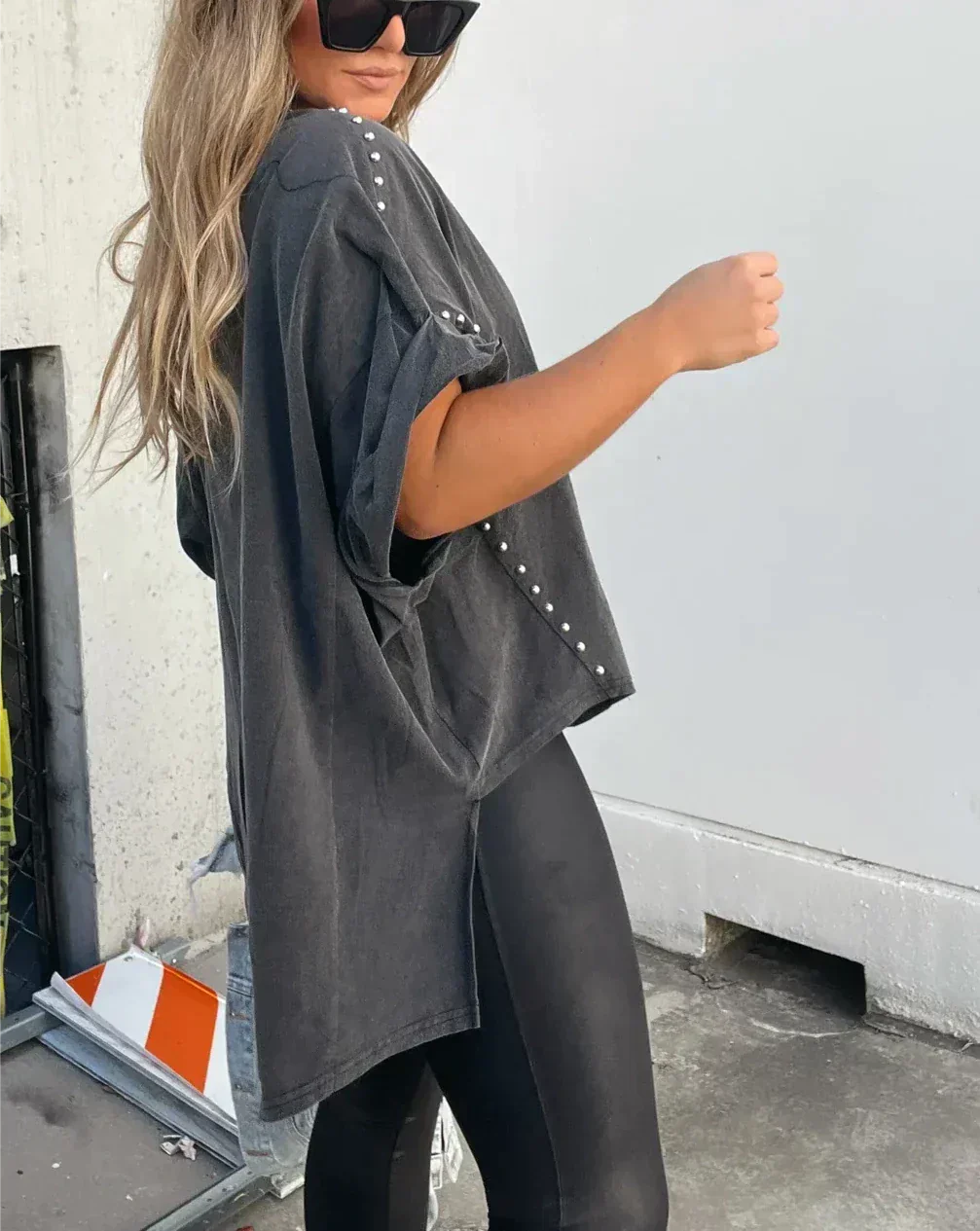 Isabelle™ - Oversized T-shirt met Nieten